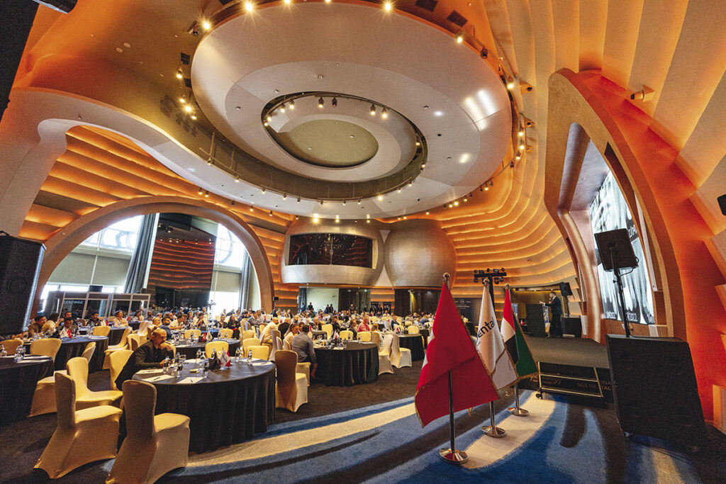 международный конгресс для специалистов в области имплантологии и хирургии в Дубае
